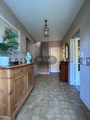 Maison - 137 m² - 7 pièces