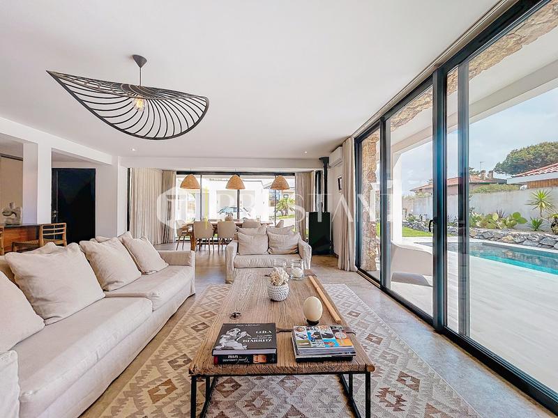 Maison - 160 m² - 5 pièces