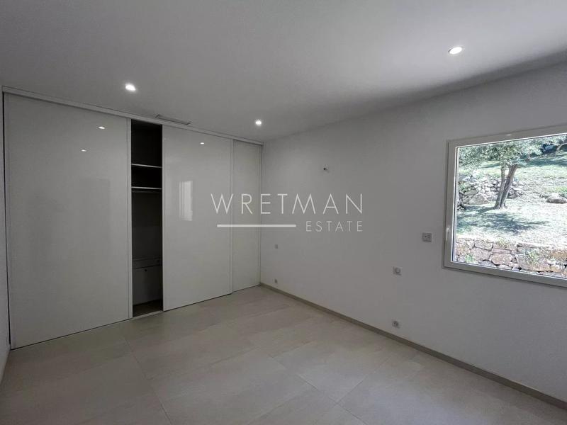 Villa - 210 m² - 5 pièces