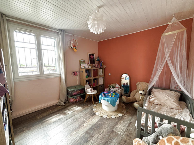 Maison - 215 m² - 5 pièces