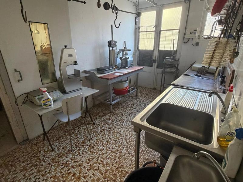 Propriété - 200 m² - 11 pièces