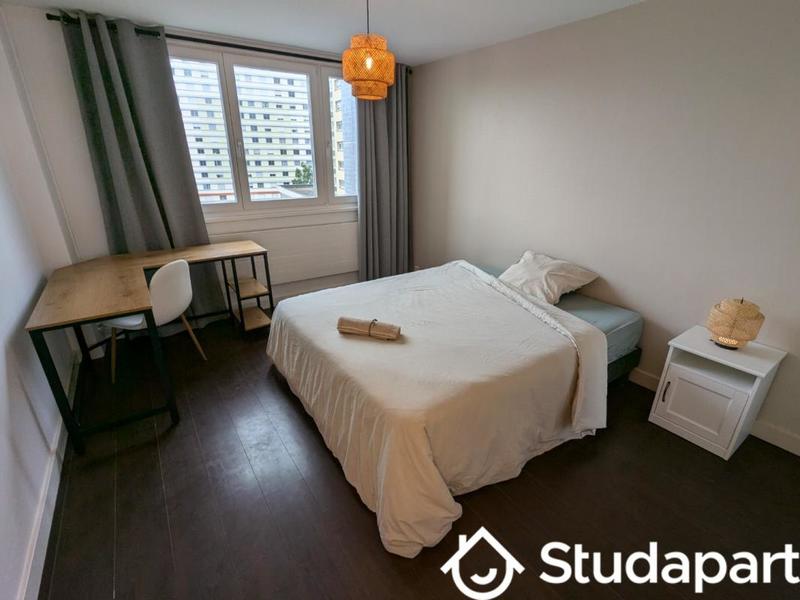 Chambre - 9 m² - 1 pièce