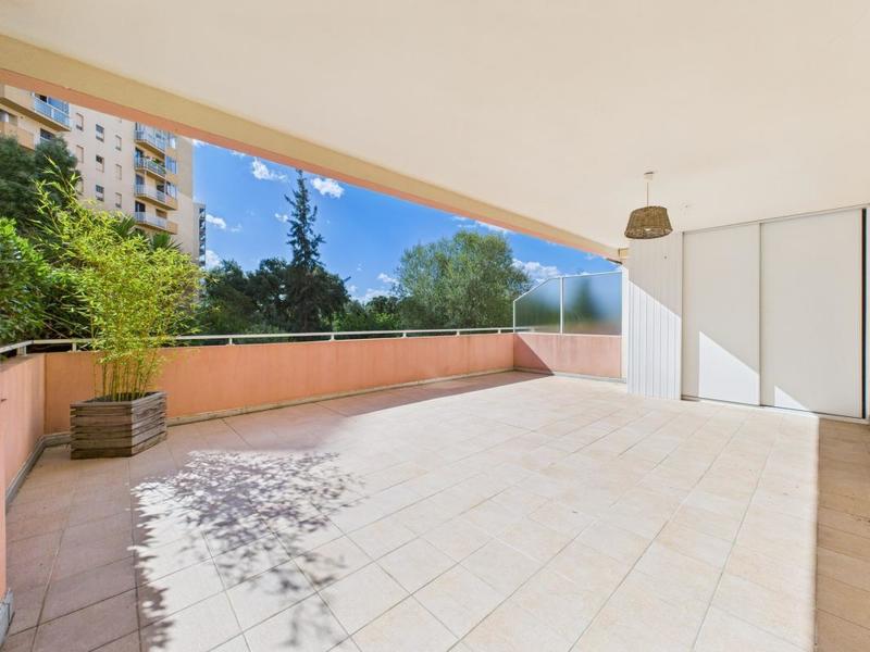 Appartement - 79 m² - 3 pièces