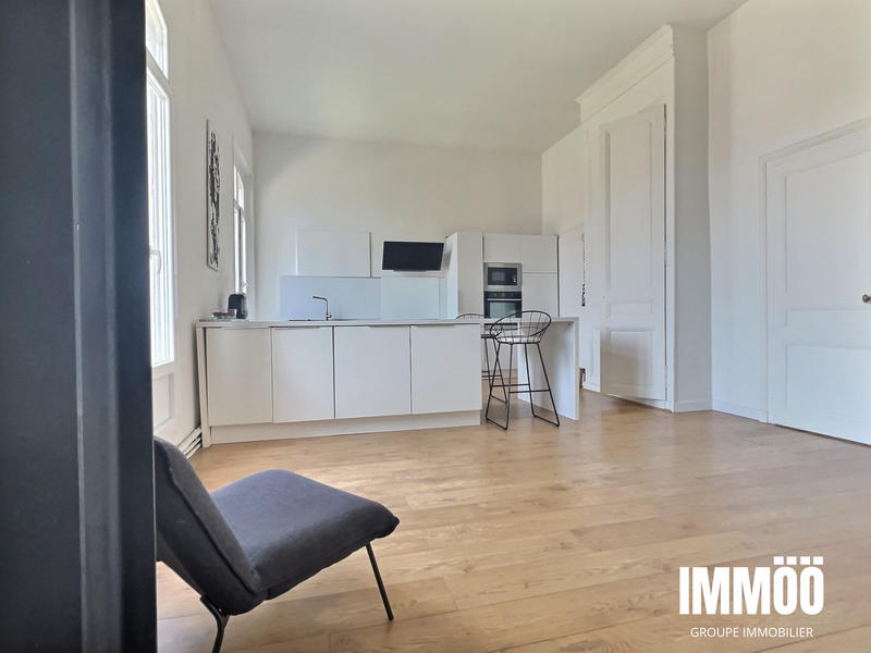 Appartement - 174 m² - 5 pièces