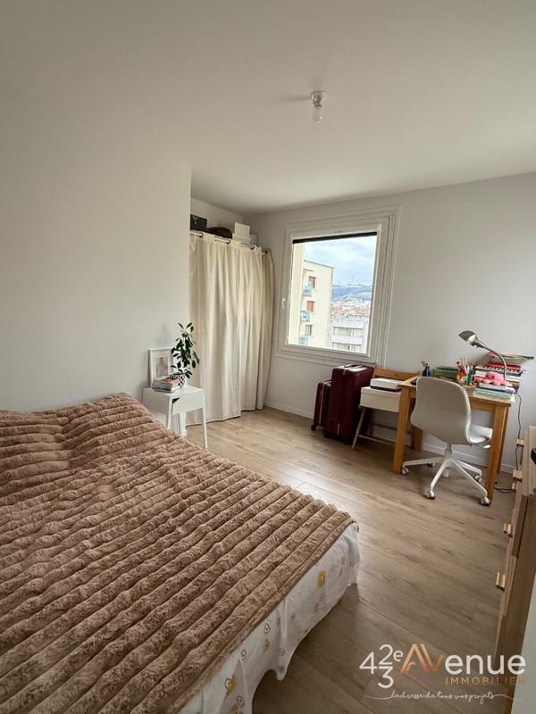 Appartement - 101 m² - 4 pièces