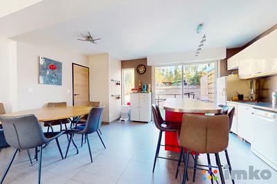 Maison ancienne - 147 m² - 7 pièces