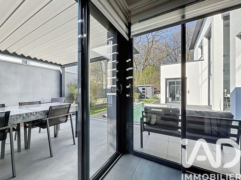 Maison - 157 m² - 6 pièces