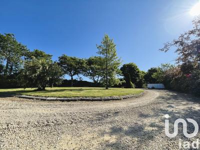 Maison - 168 m² - 8 pièces