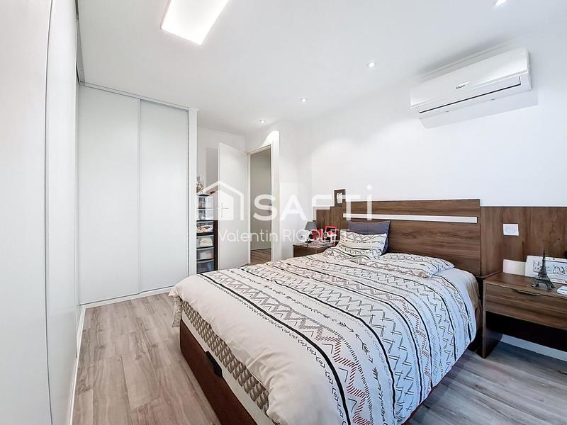 Appartement - 93 m² - 4 pièces