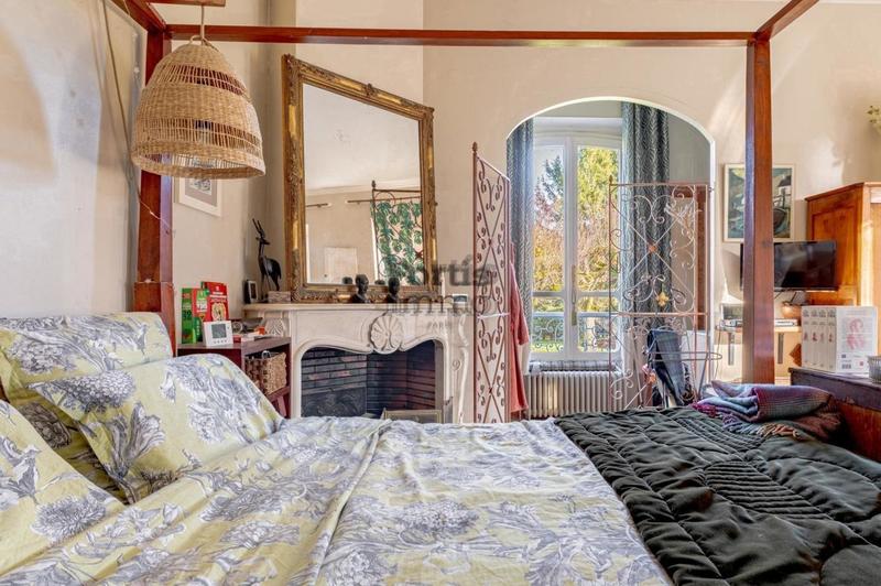 Maison de maîtres - 244 m² - 8 pièces