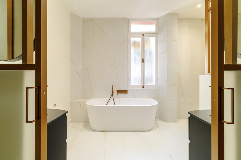 Appartement - 190 m² - 4 pièces