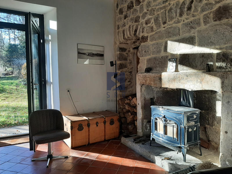 Maison - 369 m² - 12 pièces