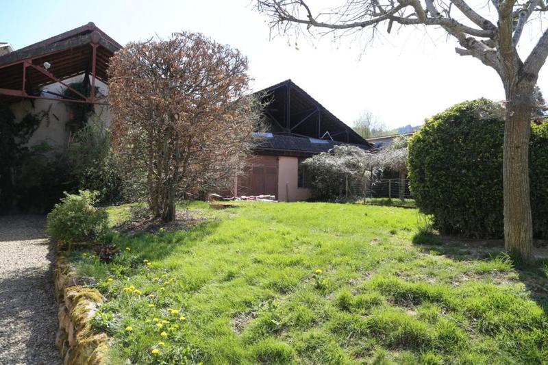 Maison - 250 m² - 7 pièces