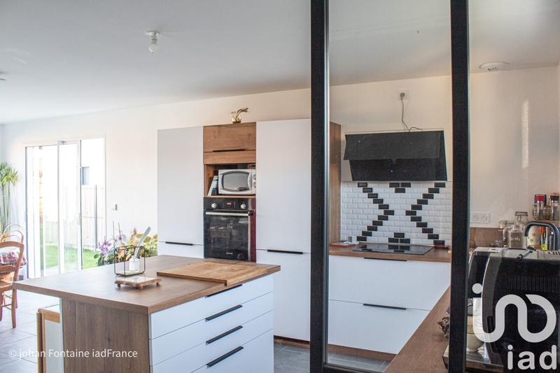 Maison - 92 m² - 5 pièces