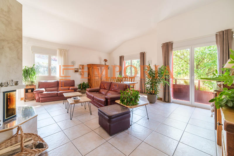 Maison - 175 m² - 8 pièces