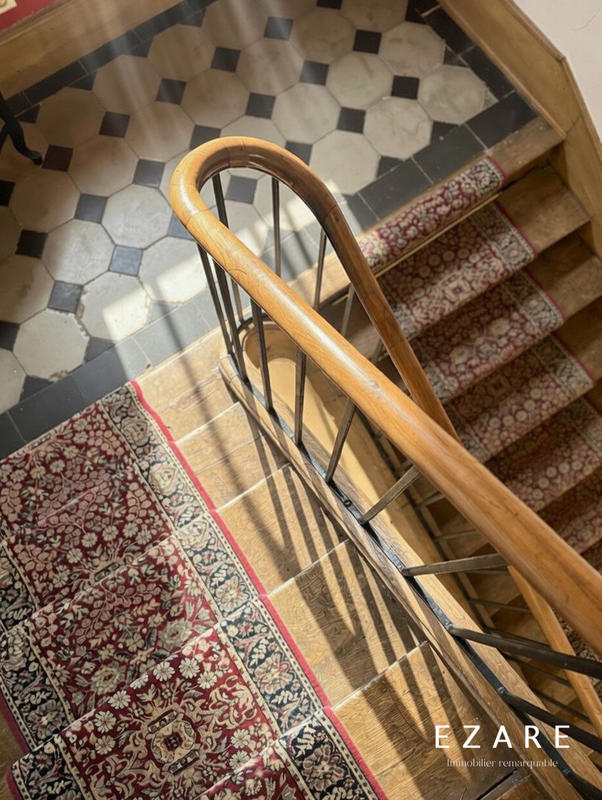 Appartement - 147 m² - 6 pièces