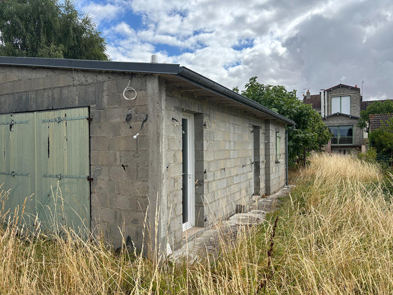 Maison - 204 m² - 8 pièces