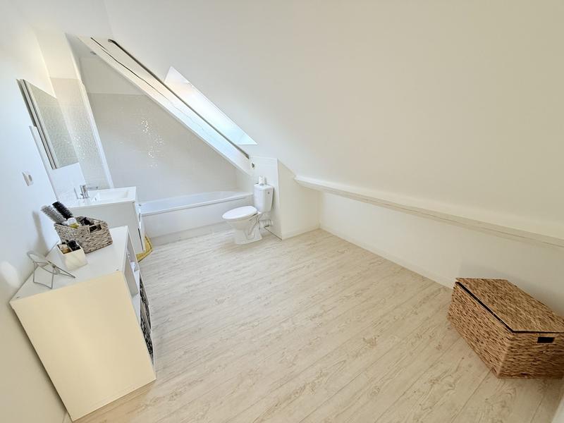 Appartement - 86 m² - 4 pièces