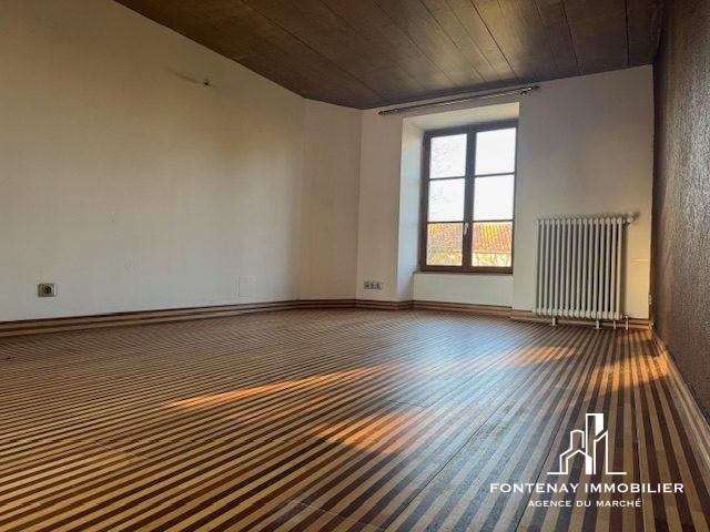 Maison - 183 m² - 7 pièces