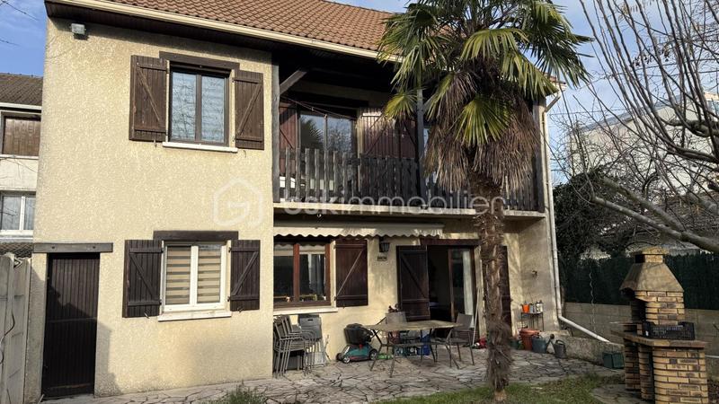 Maison - 190 m² - 7 pièces