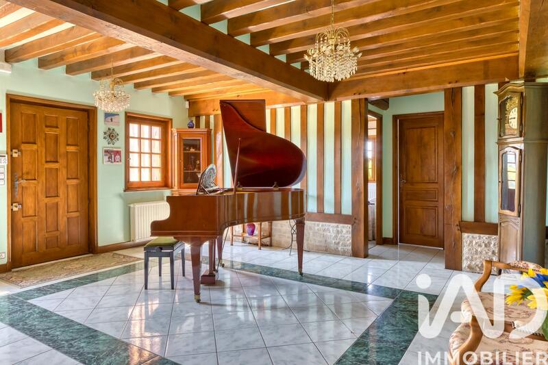 Maison - 280 m² - 7 pièces