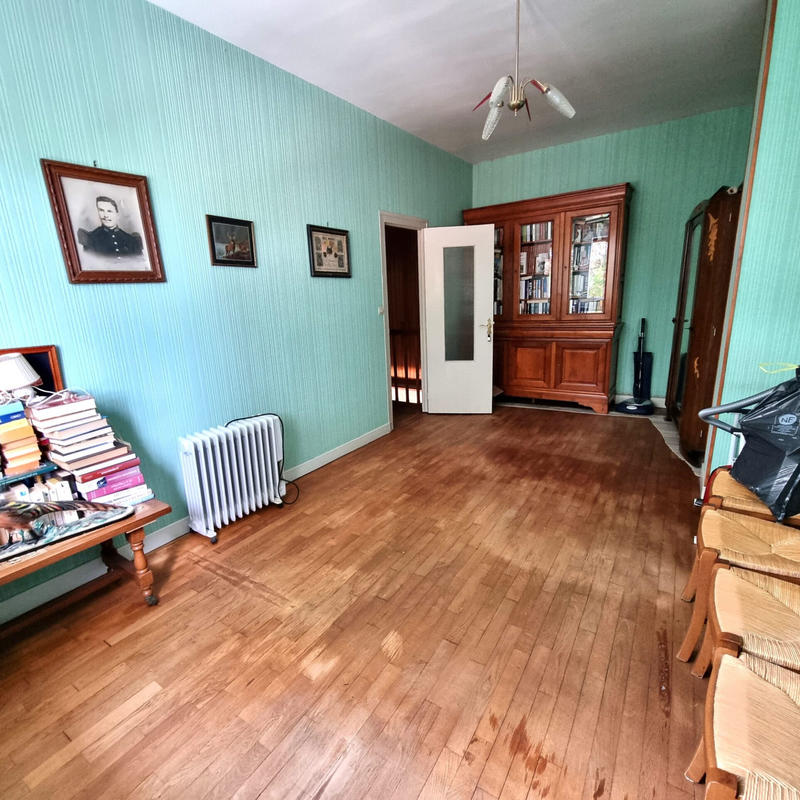 Maison - 92 m² - 5 pièces