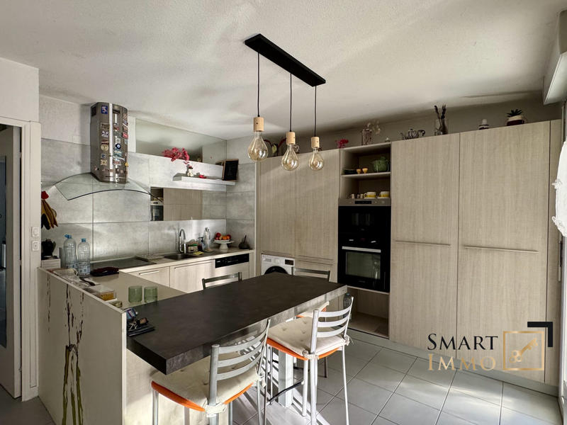 Appartement - 84 m² - 4 pièces