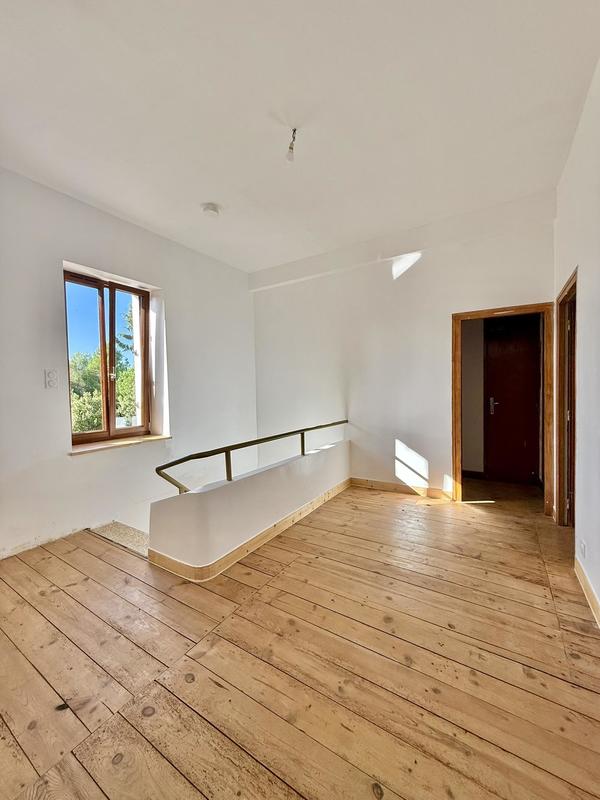 Villa - 157 m² - 6 pièces