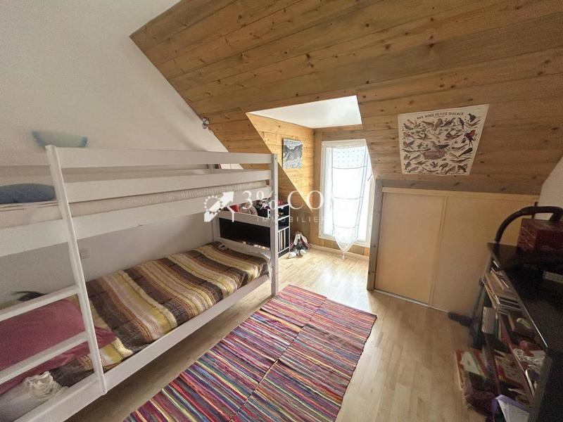 Maison - 136 m² - 6 pièces