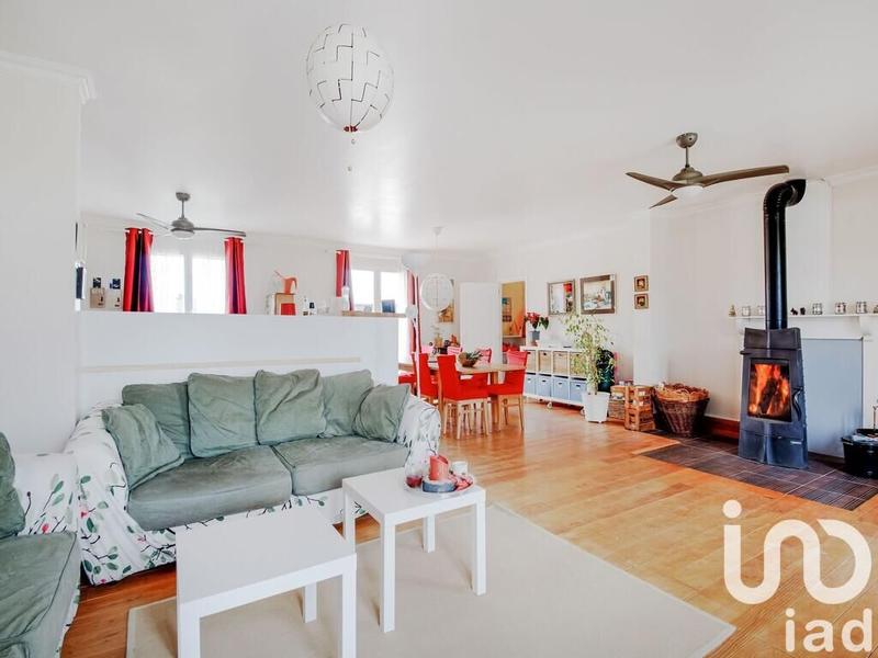 Maison - 300 m² - 9 pièces