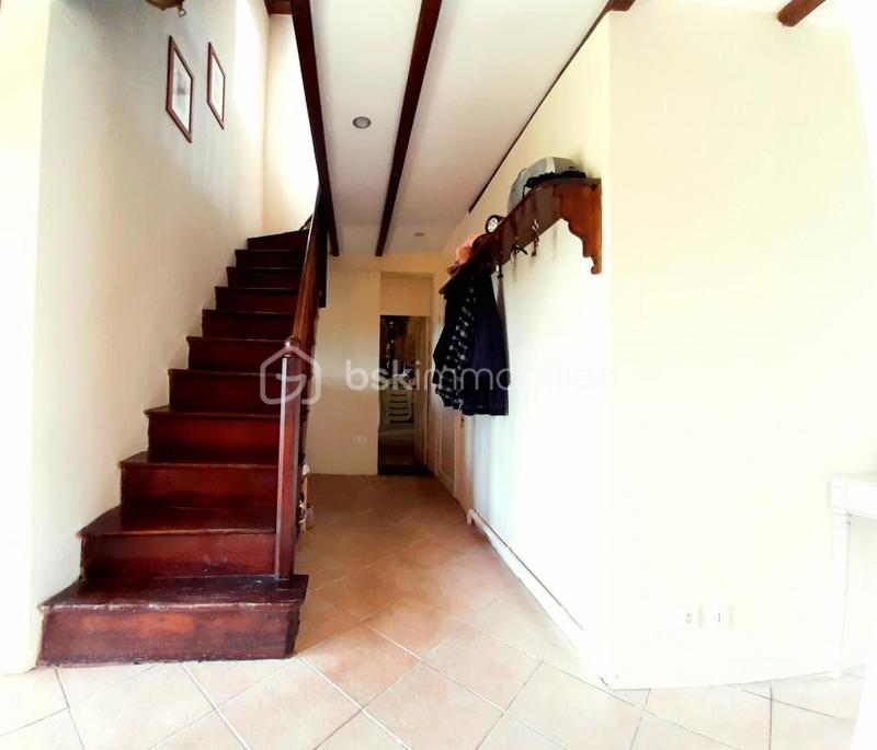 Maison en pierre - 146 m² - 6 pièces