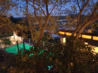 Propriété - 159 m² - 6 pièces