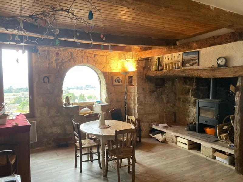 Maison - 84 m² - 4 pièces