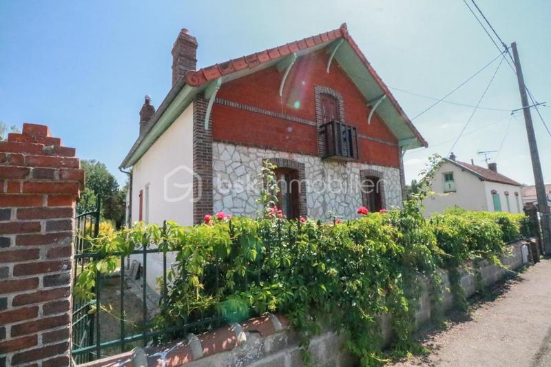 Maison - 83 m² - 5 pièces