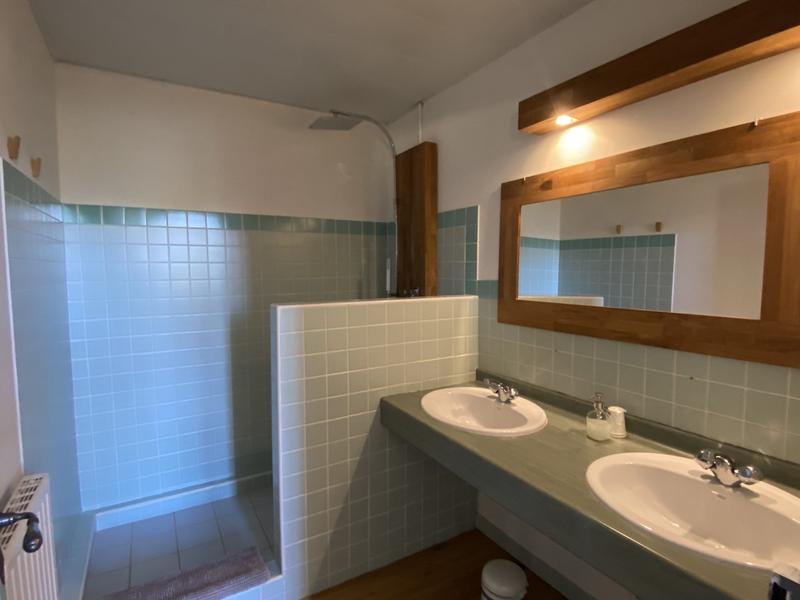 Château - 1 600 m² - 35 pièces