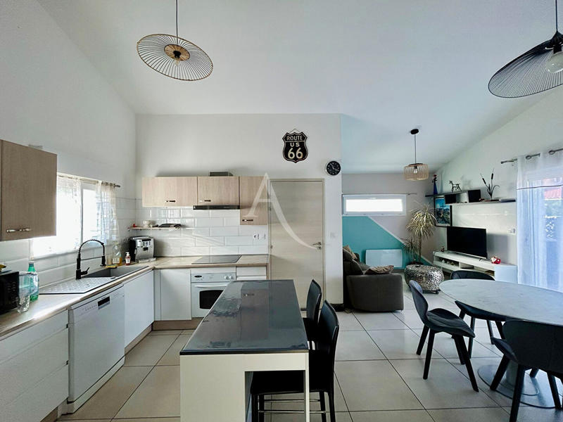 Maison - 100 m² - 4 pièces