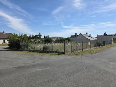 Terrain constructible - 824 m²