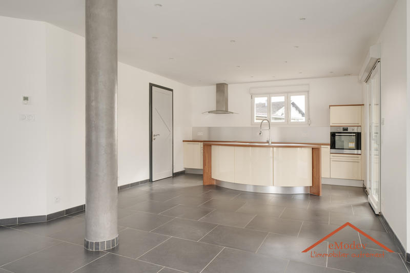 Villa - 145 m² - 6 pièces