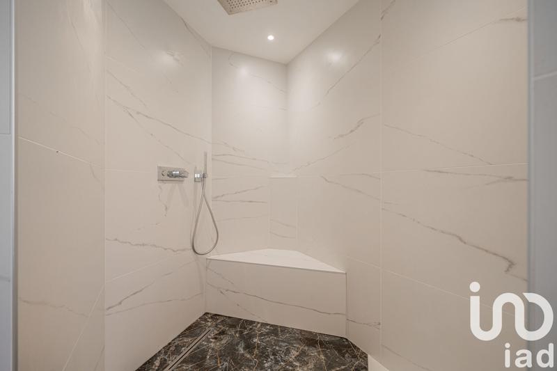 Maison - 184 m² - 7 pièces