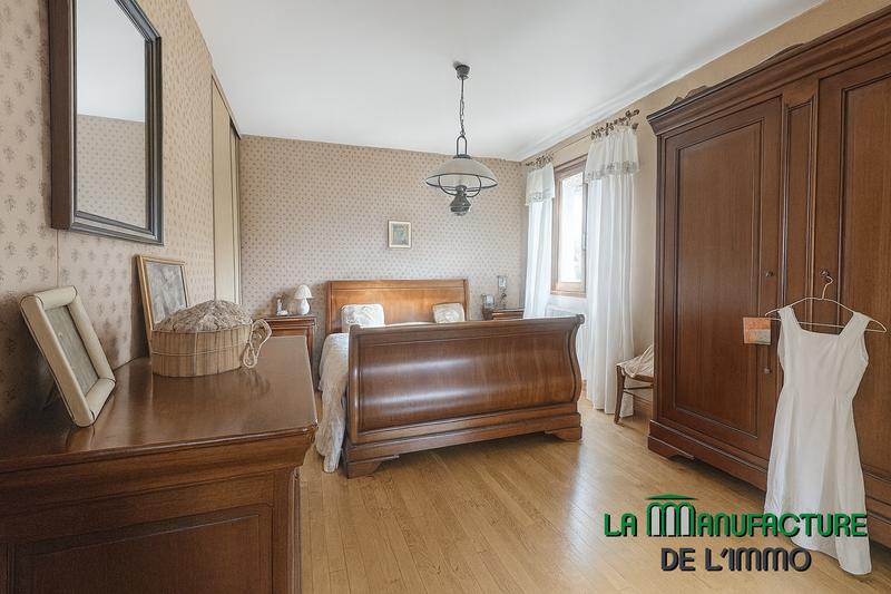 Maison - 135 m² - 6 pièces