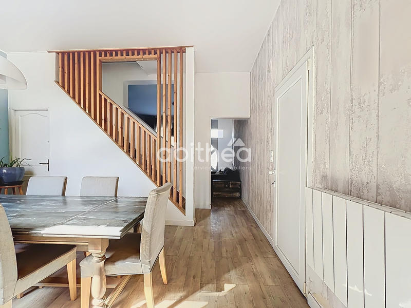 Maison - 103 m² - 5 pièces