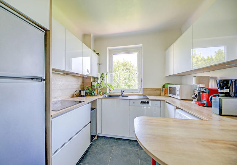 Appartement - 96 m² - 5 pièces