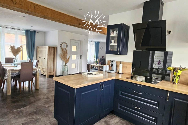 Maison - 137 m² - 6 pièces