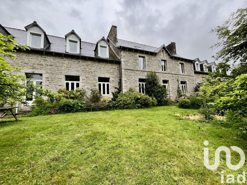 Maison - 628 m² - 18 pièces