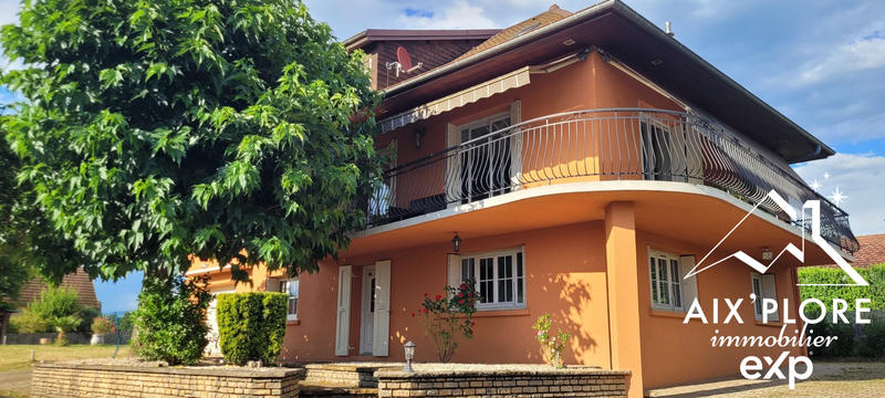 Maison - 265 m² - 12 pièces