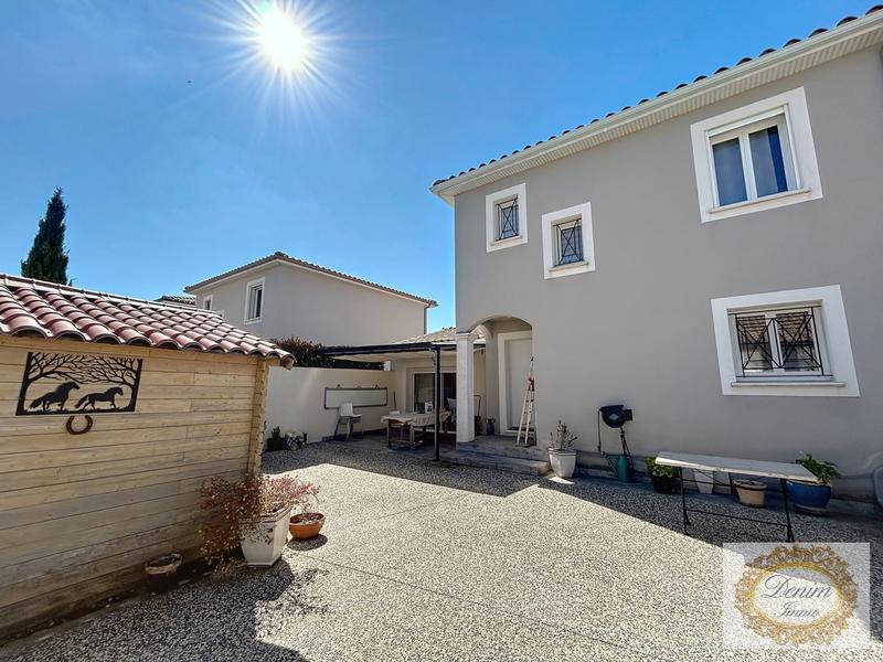 Maison contemporaine - 110 m² - 4 pièces