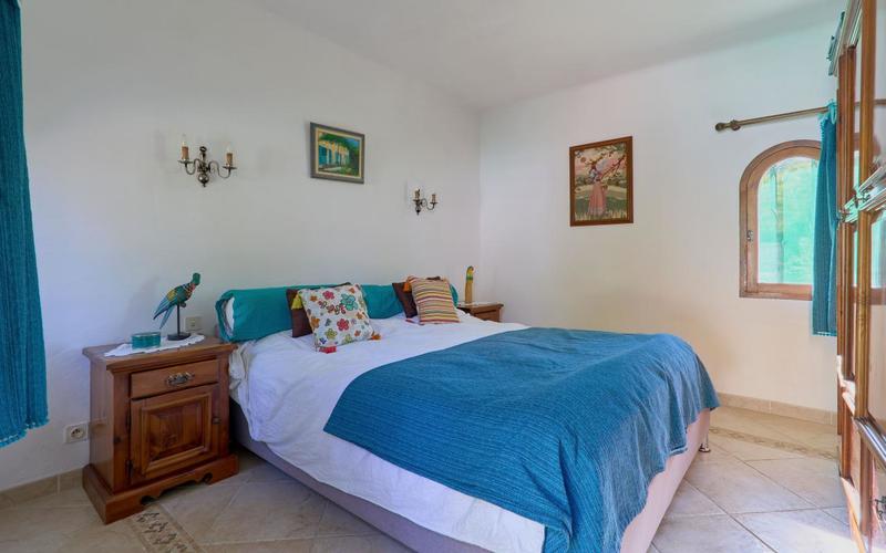 Maison - 255 m² - 6 pièces