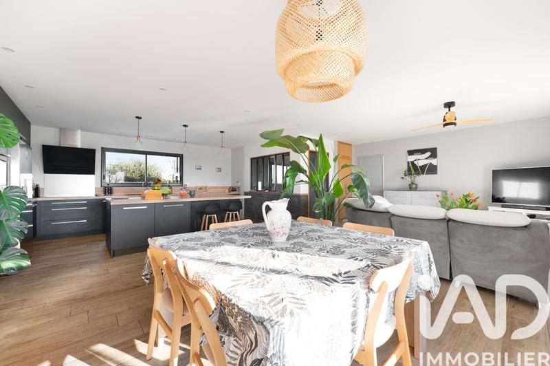 Maison - 137 m² - 4 pièces