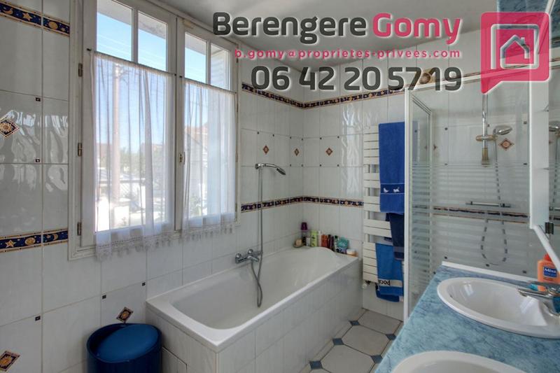 Maison - 122 m² - 7 pièces