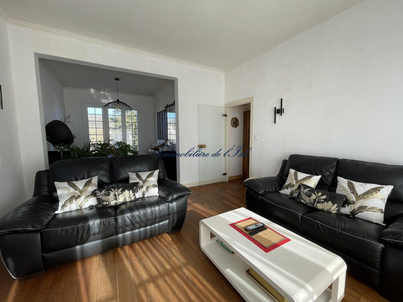 Maison - 140 m² - 8 pièces